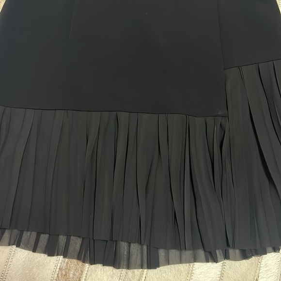 Cinq a Sept woman’s skirt - Picture 3 of 7